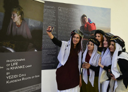 le ragazze Yazidi fotografe
